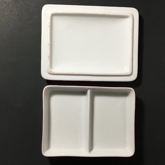 Beautiful Vintage Porcelain Floral Divided Playing Cards/Trinket Covered Dish - Picture 10 of 12